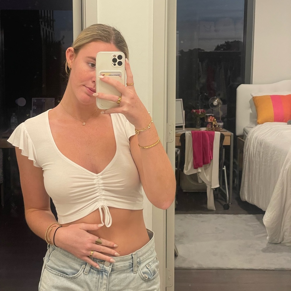 Aritzia white tank